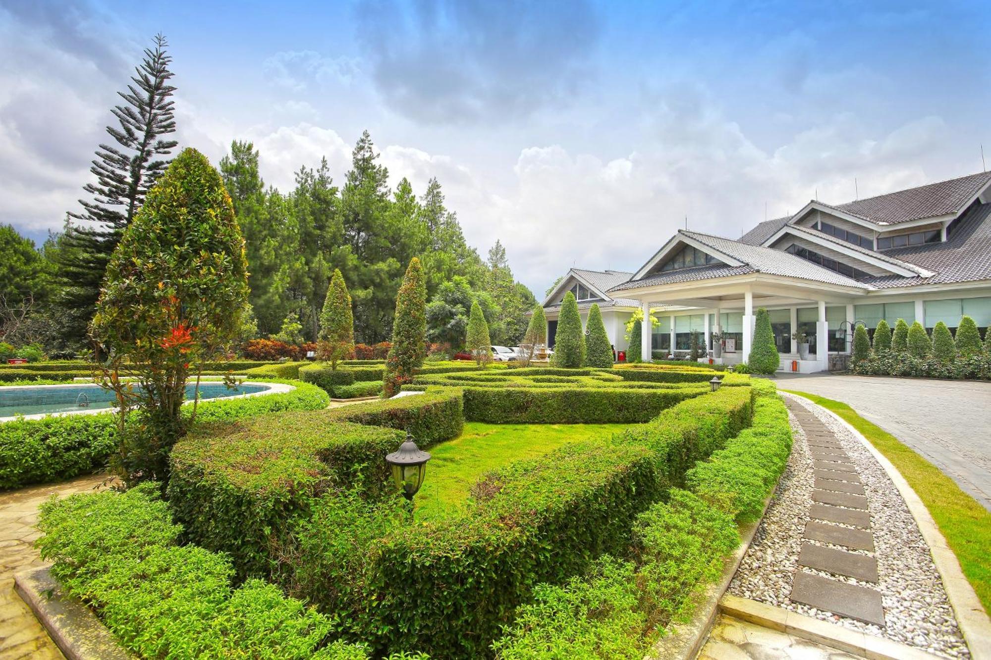 Lido Lake Resort By Mnc Hotel Bogor Exterior foto