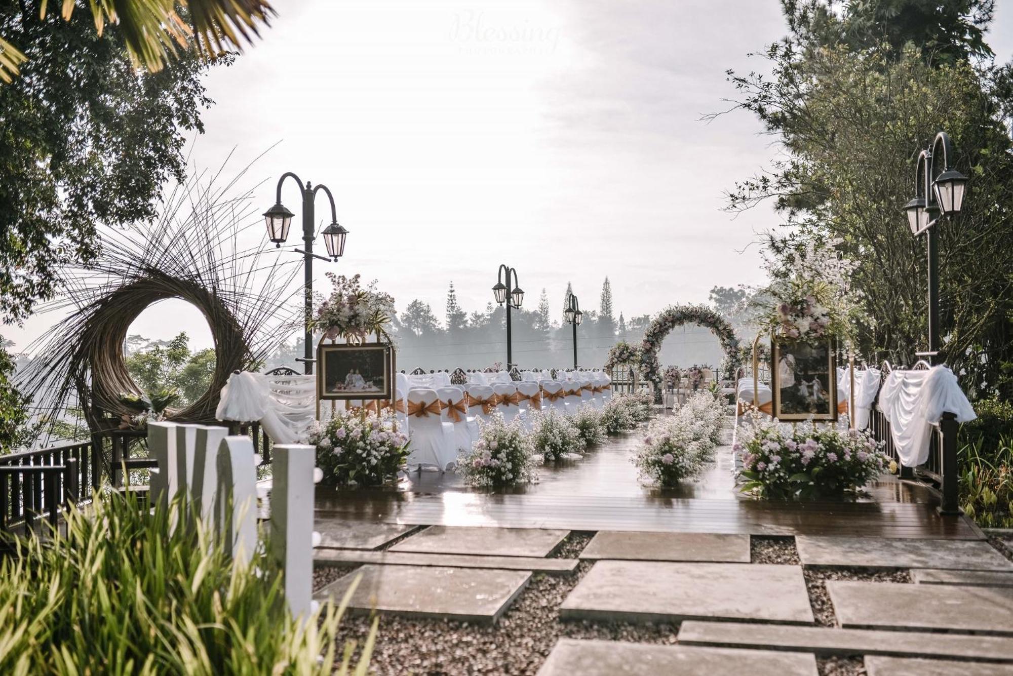 Lido Lake Resort By Mnc Hotel Bogor Exterior foto