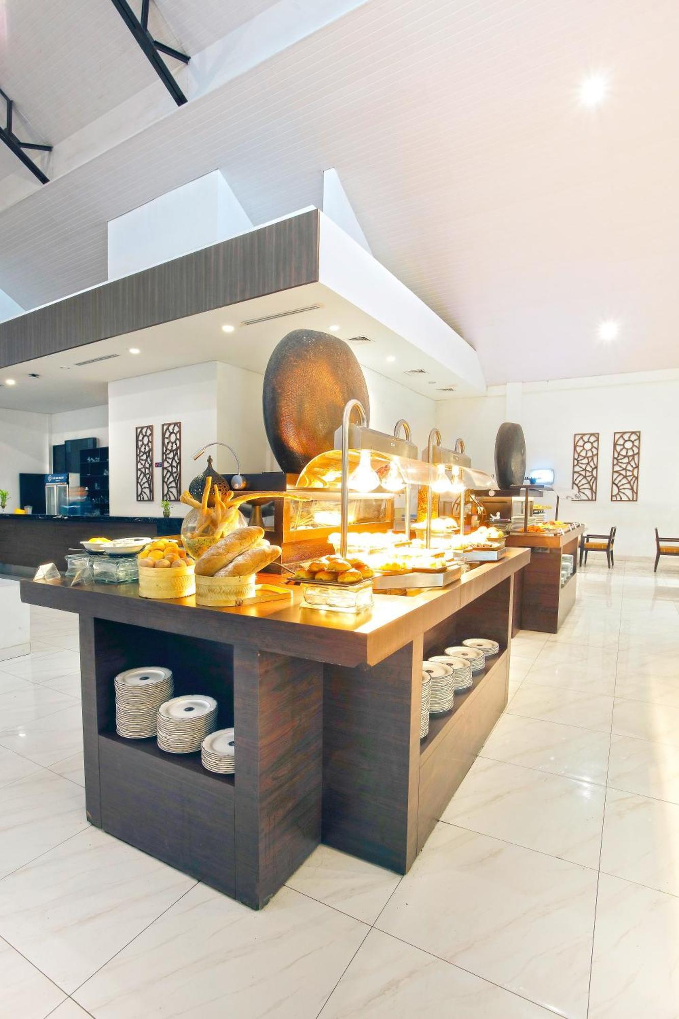 Lido Lake Resort By Mnc Hotel Bogor Exterior foto