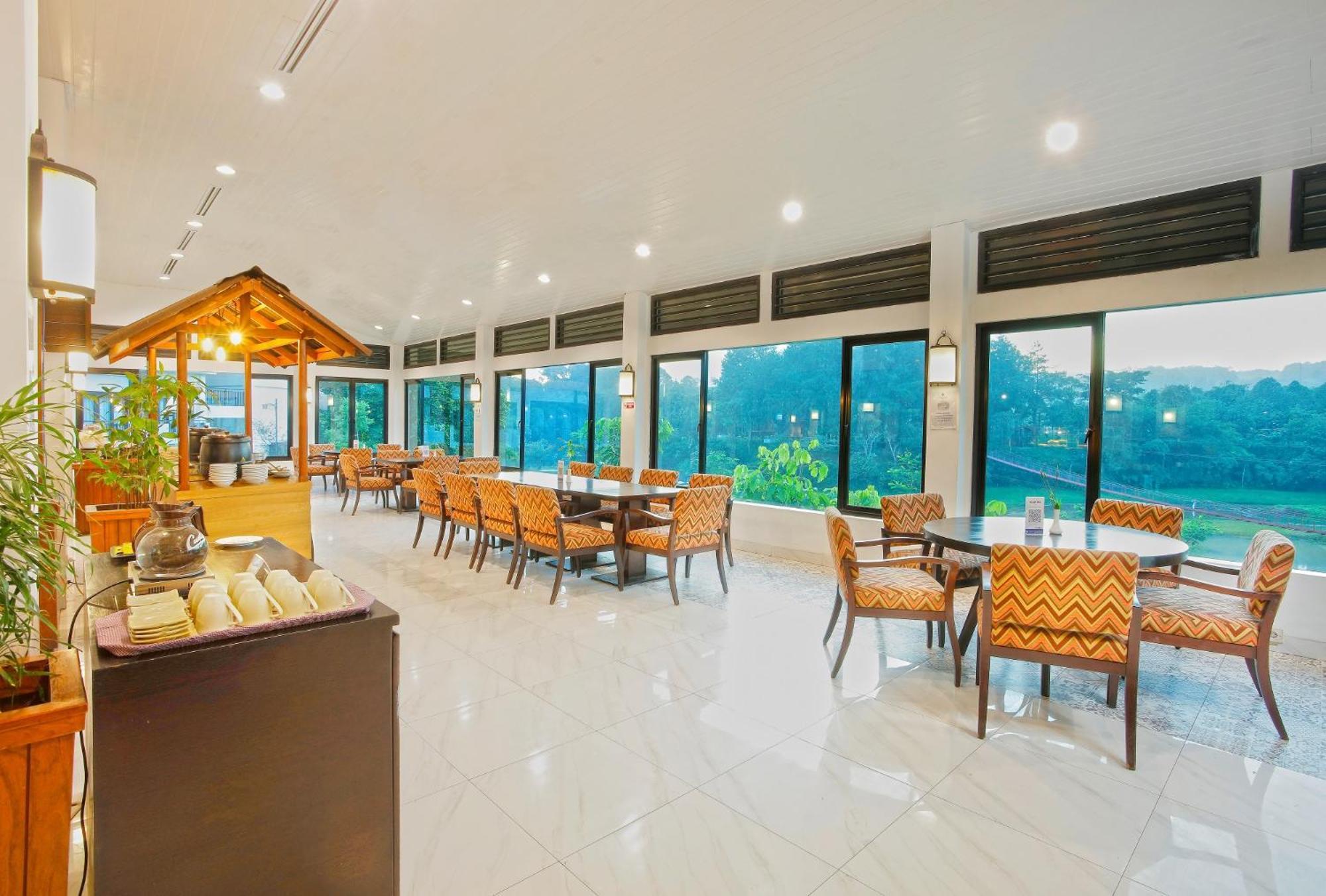 Lido Lake Resort By Mnc Hotel Bogor Exterior foto